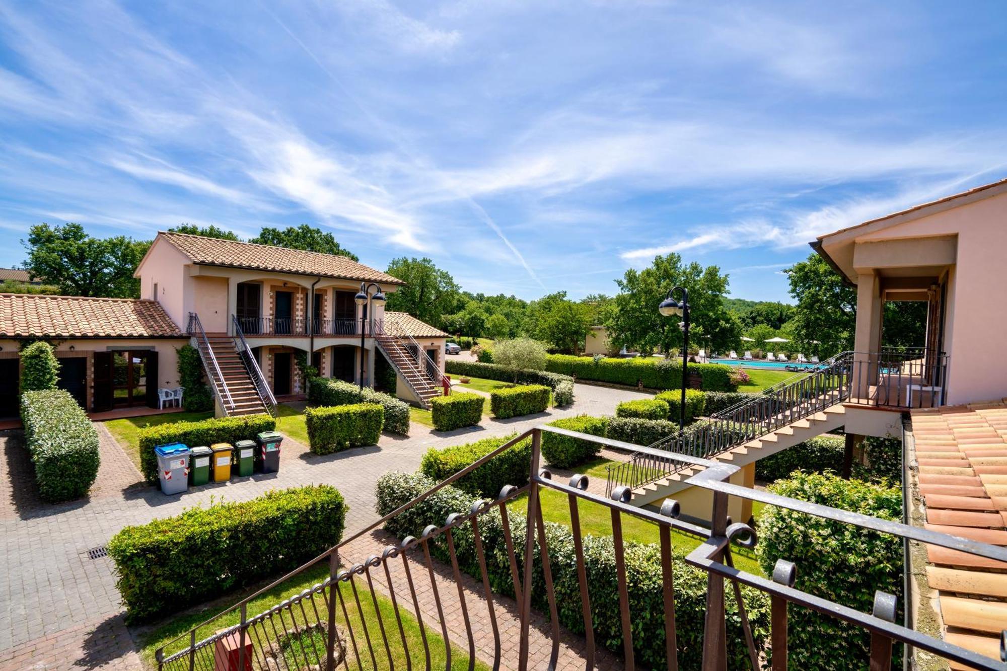 Isa - Residence With Swimming Pool In Sorano, Apartments With Air Conditioning And Private Outdoor Area Zewnętrze zdjęcie